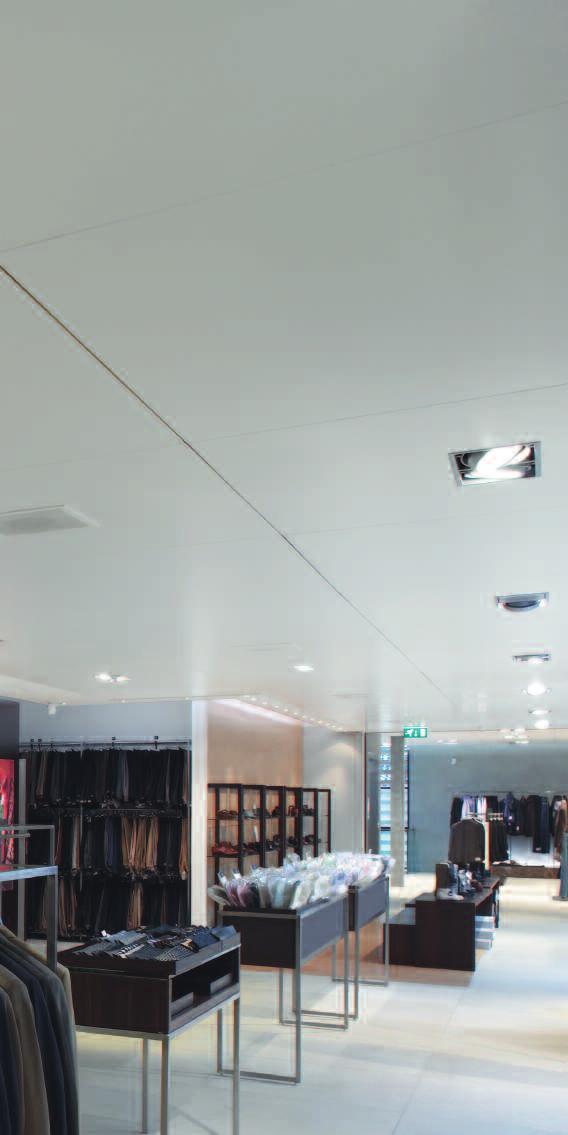 Links, rechts & rechtsonder: Changi Airport, Singapore Architect: CPG Consultants Pte Ltd Product : XL plafonds Onder : Voorwinden, s-gravendeel, Nederland Architect: