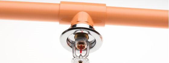 CPVC Buizen & Fittingen voor Sprinkler Systems zijn geschikt voor: Toepassing in lagere risicoklassen In woningen en instellingen tot 4 verdiepingen Op drinkwaterleidingnet aansluitbaar Wet-pipe