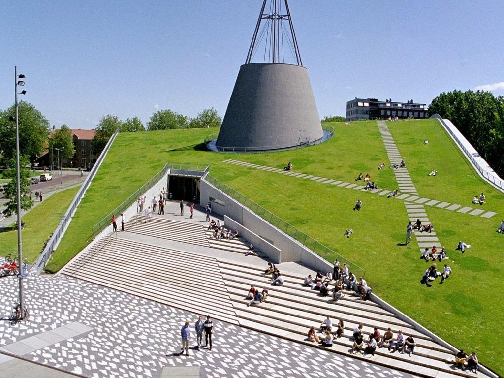 Themabijeenkomst CoP KM: TU Delft Library Anke Versteeg, Alenka Prinčič,