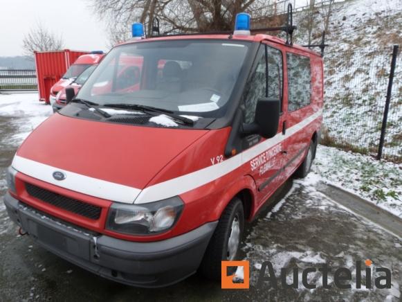 ID : 1251-001 Vrachtwagen Dubbele cabine Ford 85 T 260 Merknaam : Ford Model : 85 T 260 800,00 Vrachtwagen Dubbele cabine Interne verwijzing: V 92 Merk: Ford Model: 85 T 260 Chassisnummer: