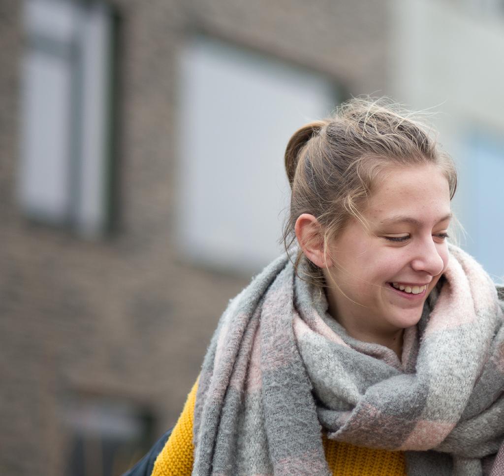 Welkom Beste ouders Beste leerling Binnenkort neem je afscheid van de lagere school en begint er een nieuw en belangrijk hoofdstuk in je leven.