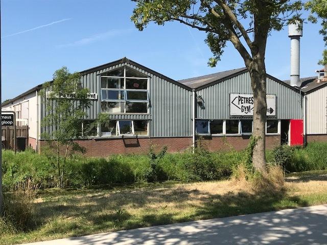 Aanbieding: Bedrijfsruimte De Oude Veiling 107 Zwaag Op het geliefde bedrijventerrein De Oude Veiling gesitueerde hoek bedrijfsunit op zichtlocatie.