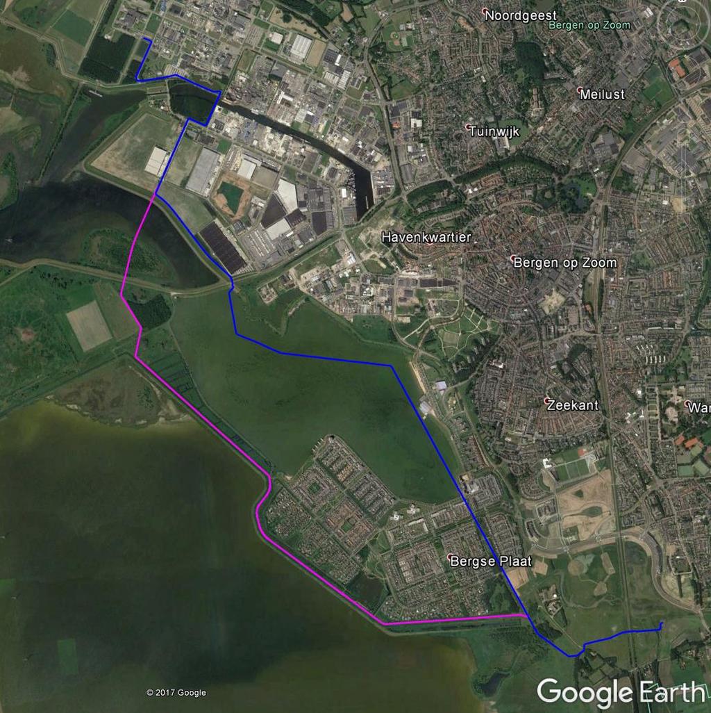 Figuur 1: Verlegging zuurstofleiding t.h.v. Bergen op Zoom (blauw: bestaand tracé, roze: nieuw tracé), bron: Google Earth [Ref. 7] Door deze transportleiding wordt zuurstof getransporteerd.