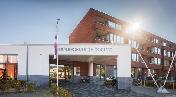 Verpleeghuis De Dormig Op de Heugden 100 6371 XN Landgraaf T 045 533 93 39 De Dormig biedt verpleeghuiszorg (verblijf met behandeling) voor 50 bewoners met dementie en 27 bewoners met lichamelijke