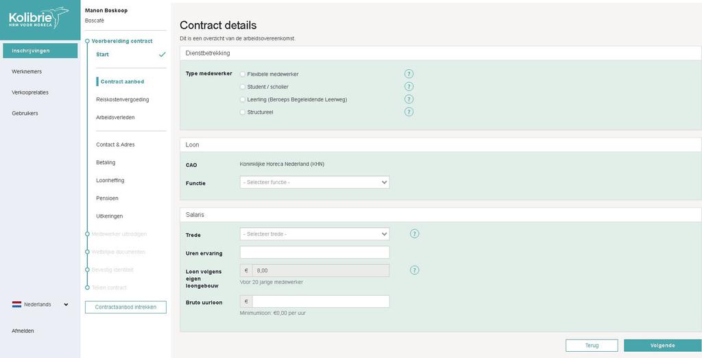 4 CONTRACT DETAILS Vul de dienstbetrekking in van de medewerker (zie de tooltips voor uitleg). Vul de functie in van de medewerker.