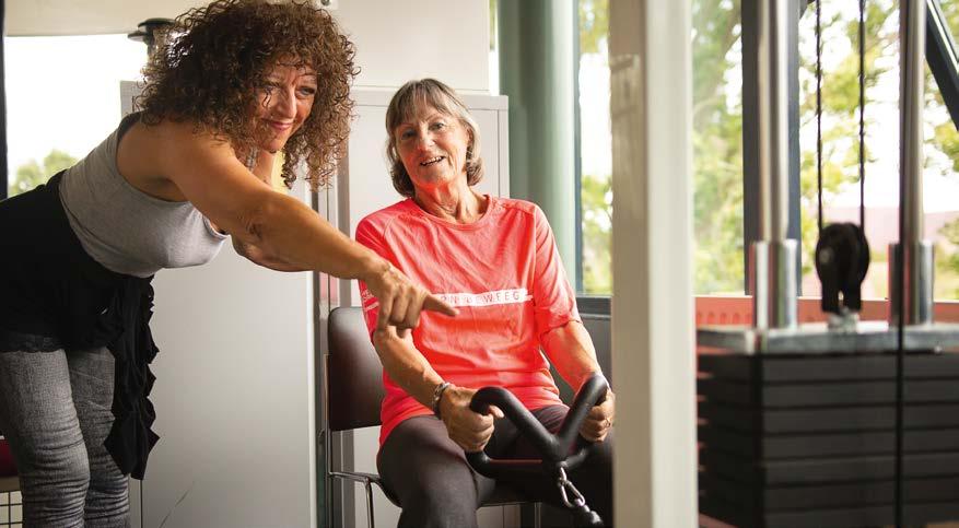 Fitness voor ouderen Samen met Wilgaerden organiseert Team Sport fitness voor ouderen. Op verschillende locaties kunnen inwoners van 70 jaar en ouder onder begeleiding sporten.