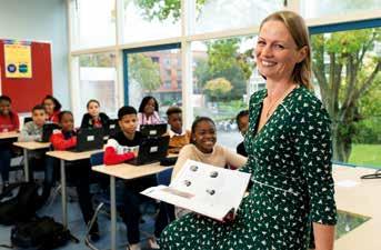 ,,we hebben zelfs de beste leraar van het jaar kunnen leveren tijdens de onlangs gehouden verkiezing in Rotterdam, vertelt onderwijsteamleider Petra Verhoef trots, doelend op de mooie onderscheiding