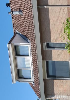 Zonnepanelen (PV): Zonnepanelen reeds aanwezig : Extra zonnepanelen mogelijk : Advies aantal (bij) te plaatsen : Te installeren vermogen: Kostenindicatie per Wp : Nee Ja 7 stuks van 300Wp 2.