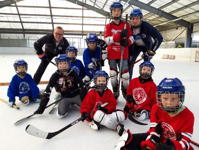 IJshockeyschool vol energie begonnen Afgelopen zaterdag 3 oktober beleefden we de eerste training ijshockeyschool van 2020-2021!