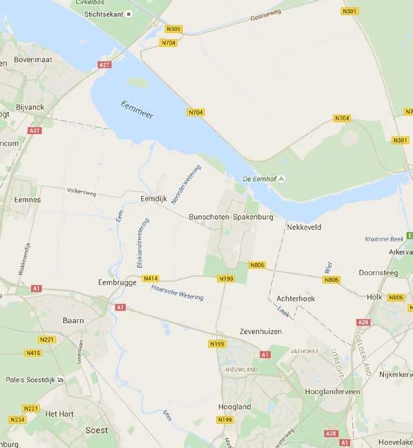 Het ligt ten noorden van Amersfoort en aan het Eemmeer. Het dorp is te bereiken via de A1.