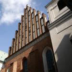 Sint-Johanneskathedraal (Kerken) Voor het ontstaan van de Sint-Johanneskathedraal, de oudste kerk van Warschau, moeten we teruggaan naar het begin van de 15de eeuw.