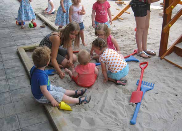 IKC De Bolster kwam tot de volgende missie: Binnen ons IKC hoort iedereen er op eigen wijze bij.