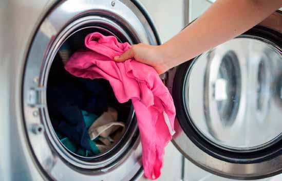 Wasmachines 90 procent van de gezinnen in België heeft een wasmachine. De nieuwe wasmachines wassen met steeds minder water.