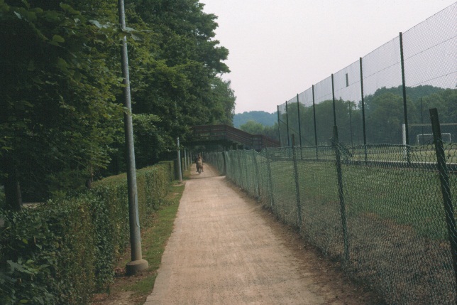 In elke concrete situatie dient dan ook een afweging gemaakt te worden tussen de belangen van natuurbehoud en functioneel en/of recreatief gebruik, belangen die niet noodzakelijk strijdig hoeven te