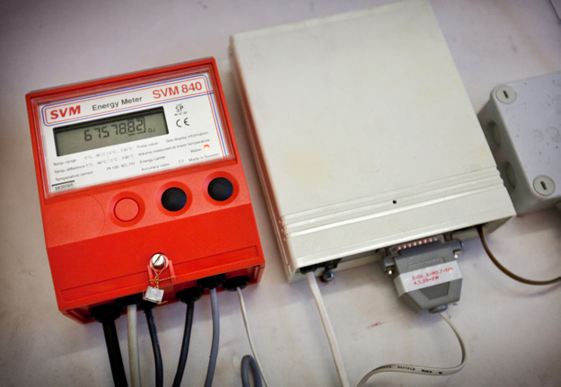 U bent grootverbruiker als u een telematische energiemeter heeft en meer dan honderd kilowatt elektriciteit aansluitvermogen heeft of 170.000 kubieke meter gas per jaar verbruikt.