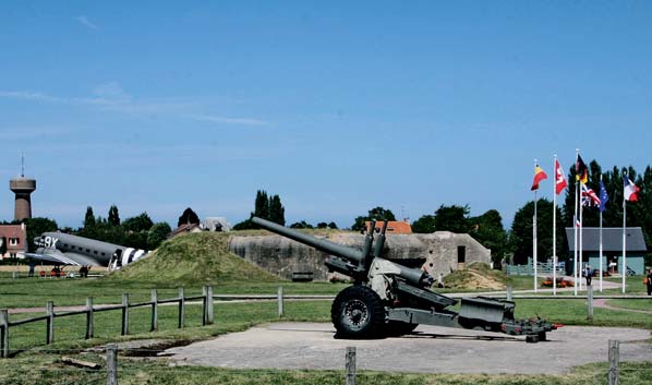 W Merville-Franceville 12 Atlantische Muur MUSÉE DE LA BATTERIE DE MERVILLE Merville-Franceville!