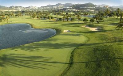 GOLF La Manga Club Resort (7km van Mar de Cristal) is ook voor toeristen die niet in het resort verblijven toegankelijk. Het domein heeft een van Europa s grootste golfbanen.