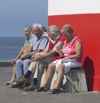 www.pensioenkijker.nl Wat te doen op de pensioendatum? In de meeste pensioenregelingen mag je zelf kiezen of je na je pensionering ook nog partnerpensioen wilt hebben voor je partner.