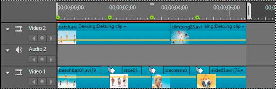Schijfmenu's maken 270 Voorbeeldfilm met automatisch geplaatst scènemarkeerteken 1 Klik op de tijdlijn om deze te activeren. 2 Kies Schijf > Menumarkeertekens genereren.