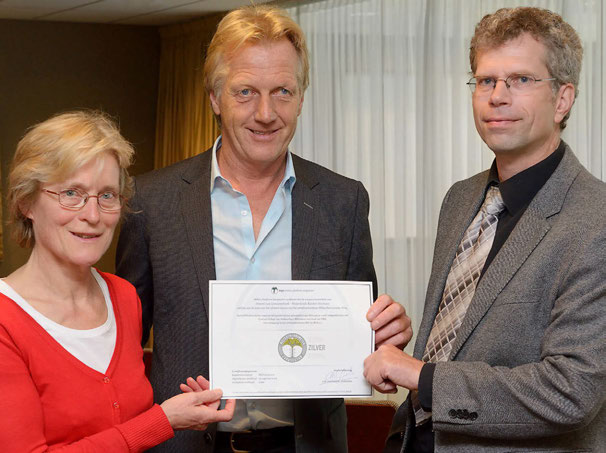 Duurzaamheid Op 16 september kreeg het Antoni van Leeuwenhoek het Zilveren Milieuthermometer Zorg certificaat uitgereikt.