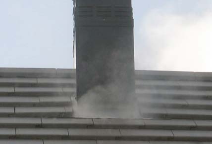 Als er door kieren en naden in de gebouwschil frisse lucht de woning binnenkomt, is dat meestal teveel, op de verkeerde plekken en op verkeerde momenten.