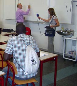 3 Opnieuw Zomerschool op Nova College door Flip van der Giezen Voor de derde achtereenvolgende keer wordt op het Nova College aan de Hooftskade 127 een Zomerschool georganiseerd.