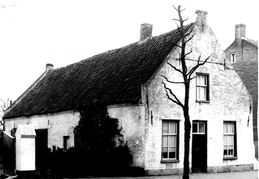 Aniingeslote volgde dan Schoofs en Van Poppel. Bij Schoofs han ze in de vurkammer 'n snoepwinkeltje.