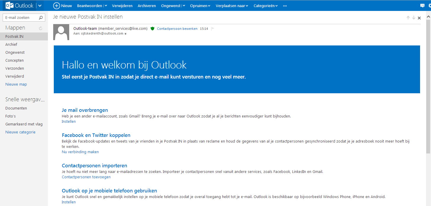 Figuur 1-6 Hebt u al een ander e-mailadres? Dan kunt u de mail en contactpersonen overbrengen naar Outlook. Ook uw eventuele Facebook- en Twitteraccount kunnen u aan Outlook account worden gekoppeld.