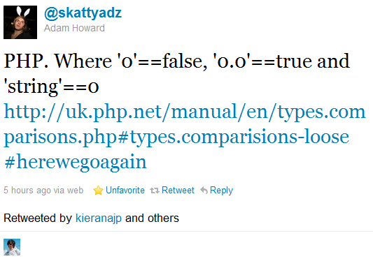 Uit bovenstaande tabel zien we bijvoorbeeld dat true== php evalueert naar true, 0== php ook evalueert naar true maar true==0 false is. Dit is dus nogal inconsistent.