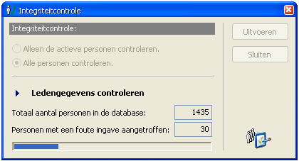 Hoofdstuk 3.4 Integriteitscontrole Integriteitcontrole Met de integriteitcontrole kunt u de ledengegevens laten analyseren.