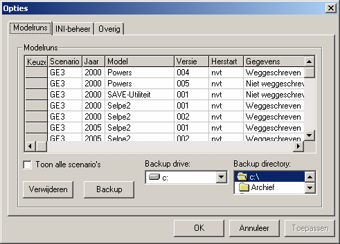 3.2.4 Beheer modelruns Met de menuoptie Opties in het hoofdmenu Extra kunnen de modelruns worden beheerd en kunnen gegevens over de externe applicaties worden ingevoerd.