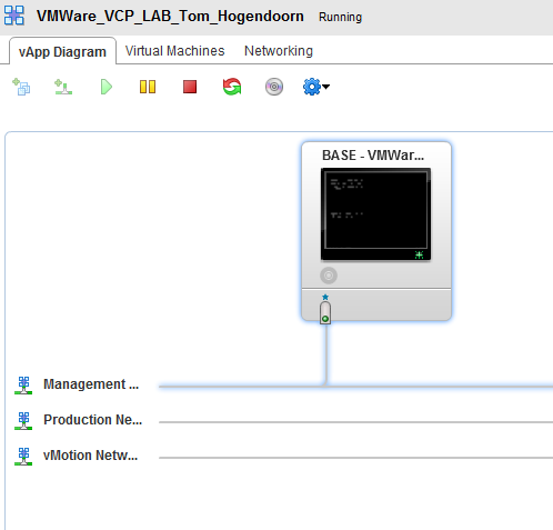 Het is nu zaak om de ESXi Host te koppelen aan deze netwerken.