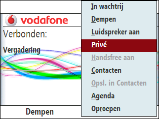 UW TELEFOON 4 3 (Optioneel) Ga op een van de volgende manieren te werk: Kies meer nummers of neem meer oproepen aan en voeg deze gesprekken toe aan de vergadering.