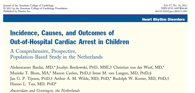 Zijn de effecten bekend bij het gebruik van de AED met elektrodes voor volwassenen bij zeer jonge kinderen?