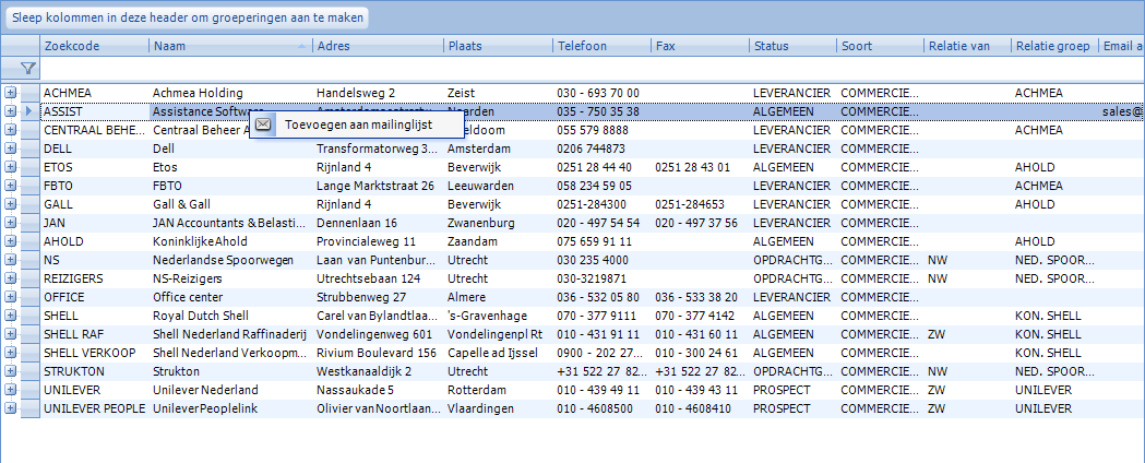 Het verwijderen van een contactpersoon uit de mailinglijst doet u door een contactpersoon te selecteren met de