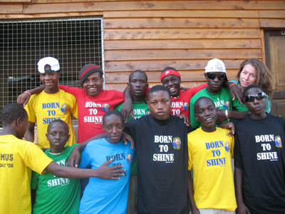 Onesimus Boys Centre (OBC) is Onesimus Boys Centre een rehabilitatiecentrum voor straatjongens in de leeftijdsgroep van 12 tot 18 jaar.