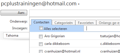 Een of meerdere e-mailadressen toevoegen aan een bericht. Hoe doe ik dat?