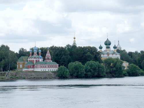 Een reis naar Rusland en haar beroemdste steden MOSKOU & SINT PETERSBURG spreekt velen tot de verbeelding.