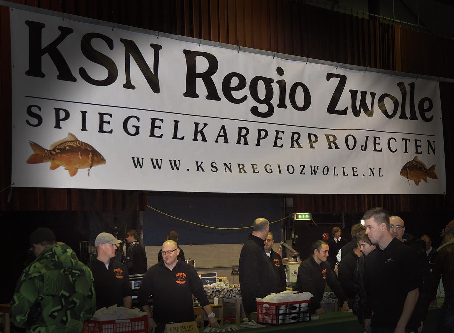 Introductie De KSN Regio Zwolle. Eind jaren tachtig was het vissen in Zwolle bij de uitstroom van de IJsselcentrale Harculo ontzettend populair.
