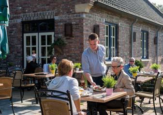 Voor de woningen op de vrije kavels heeft u volledige vrije keuze over de architectuur: nostalgisch, jaren 30 of juist heel modern: alles is mogelijk.