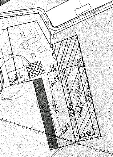 Eksterstraat 14. De afstand van de nieuwe stal tot de woning Zwaluwstraat 10 wordt verminderd van 112 meter tot 90 meter (zie figuur 2).