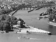 Wie Koblenz voor de eerste maal bezoekt, zal zeker onder de indruk zijn van de veranderde Rijnpromenade, de frisse groenvoorzieningen, de historische parken met een modern gezicht en de nieuw