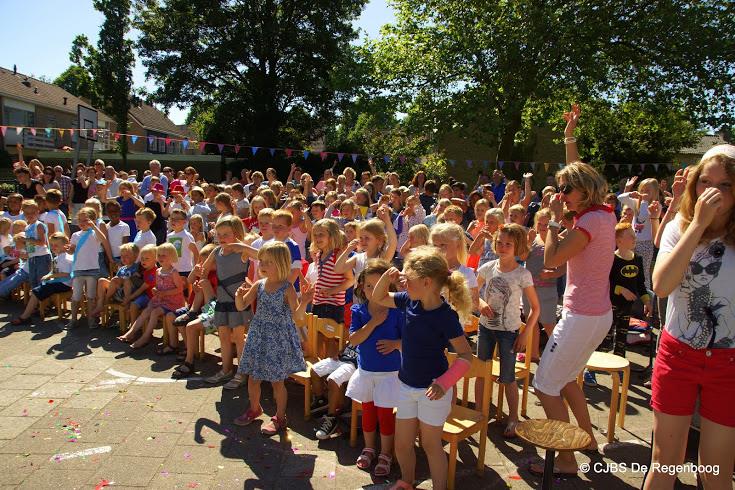 U vindt deze door vanaf de Brunelstraat de Hertshooistraat in te rijden. In de rechterhoek ziet u het schoolplein dan liggen. 1.