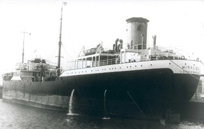 1939-1943 Miralda Anglo Saxon Oil Comp. Ltd. London (roepnaam GTGQ) 1943-1946 Miralda (MAC8) Merchant Aircraft Carrier M.O.W.T. 1946-1956 Marisa N.V.Petr. Mij. La Corona.