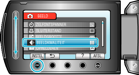 Menu-instellingen BEELDKWALITEIT Stelt de beeldkwaliteit in OPHELDEREN Brengt het onderwerp helderder in beeld bij opnamen op donkere plaatsen Instelling Nadere bijzonderheden Instelling Nadere