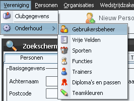 Naam gebruiker 5. Activeer in dit scherm het vinkje bij de regel Digitaal wedstrijdformulier en bevestig nu met de knop. 2.2.2 Toevoegen nieuwe gebruiker met rol digitaal wedstrijdformulier 1.