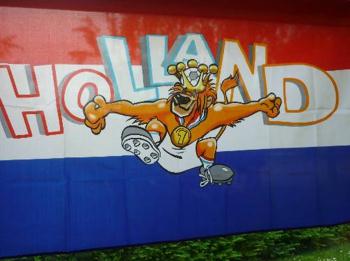 Nieuwsbrief juni 2012 Zomervakantie Oranje. De maand juni staat in het teken van oranje.