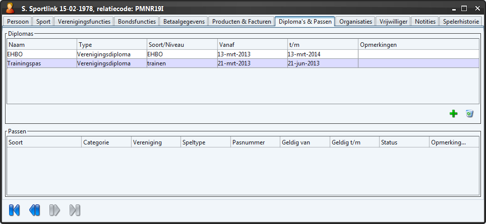 5. Kies uit de dropdown het gewenste diploma/ pas 6. Plaats indien noodzakelijk een Opmerking 7. Geef de Ingangsdatum in 8.