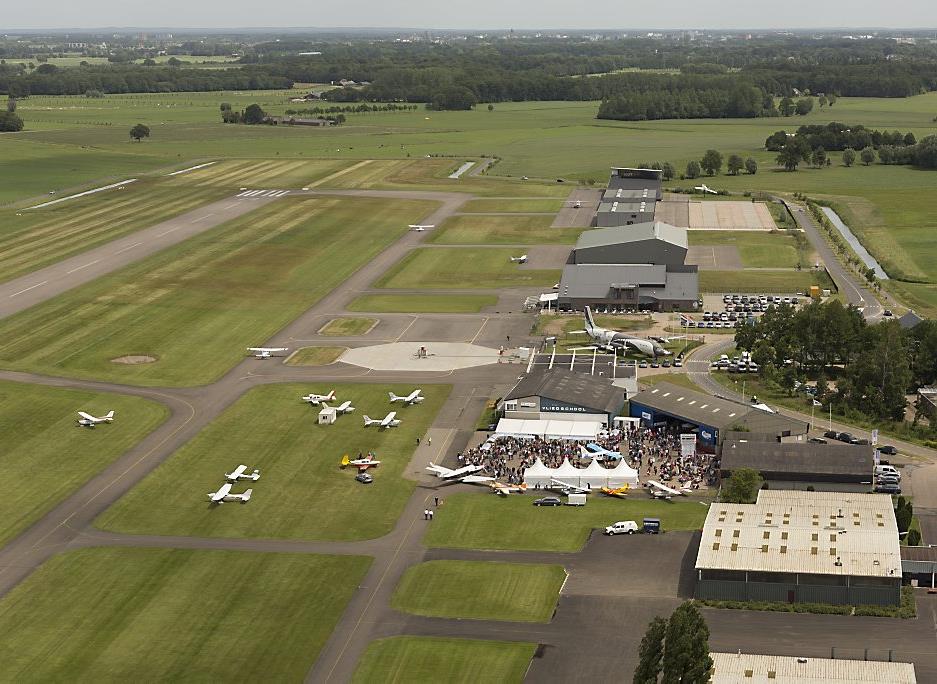 LUCHTHAVEN TEUGE