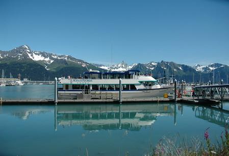 Kenai Fjords en Northwestern Fjords Cruise duur: Kenai Fjords Cruise: 6 uur / Northwestern Fjord Cruise: 9 uur data: Kenai Fjords: op aanvraag vertrek: vanuit Seward inbegrepen: boottocht, ontbijt